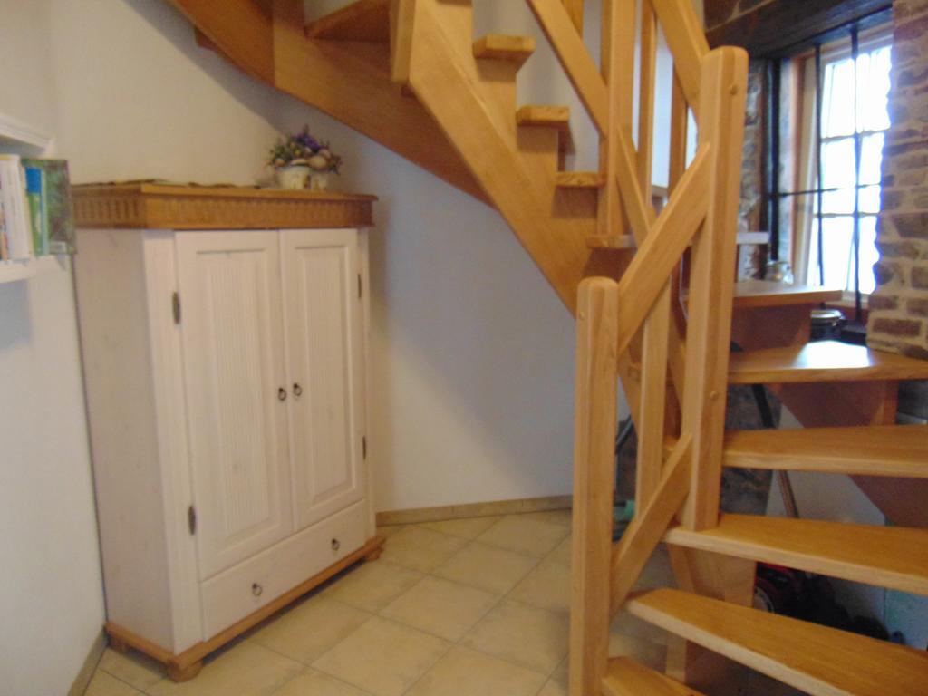 Ferienwohnung Bergblick /Moseltal Burgen  Bagian luar foto